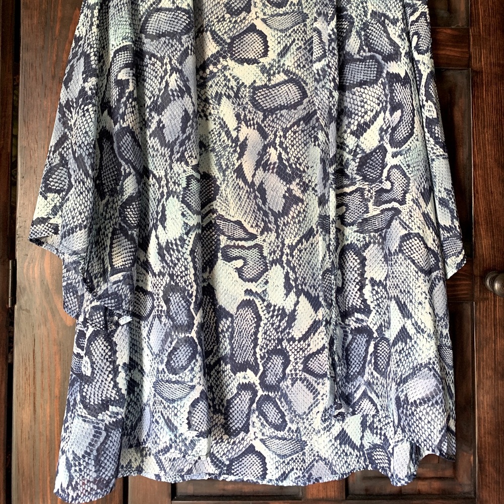 Adrienne Blue Snakeprint Kimono Size Medium